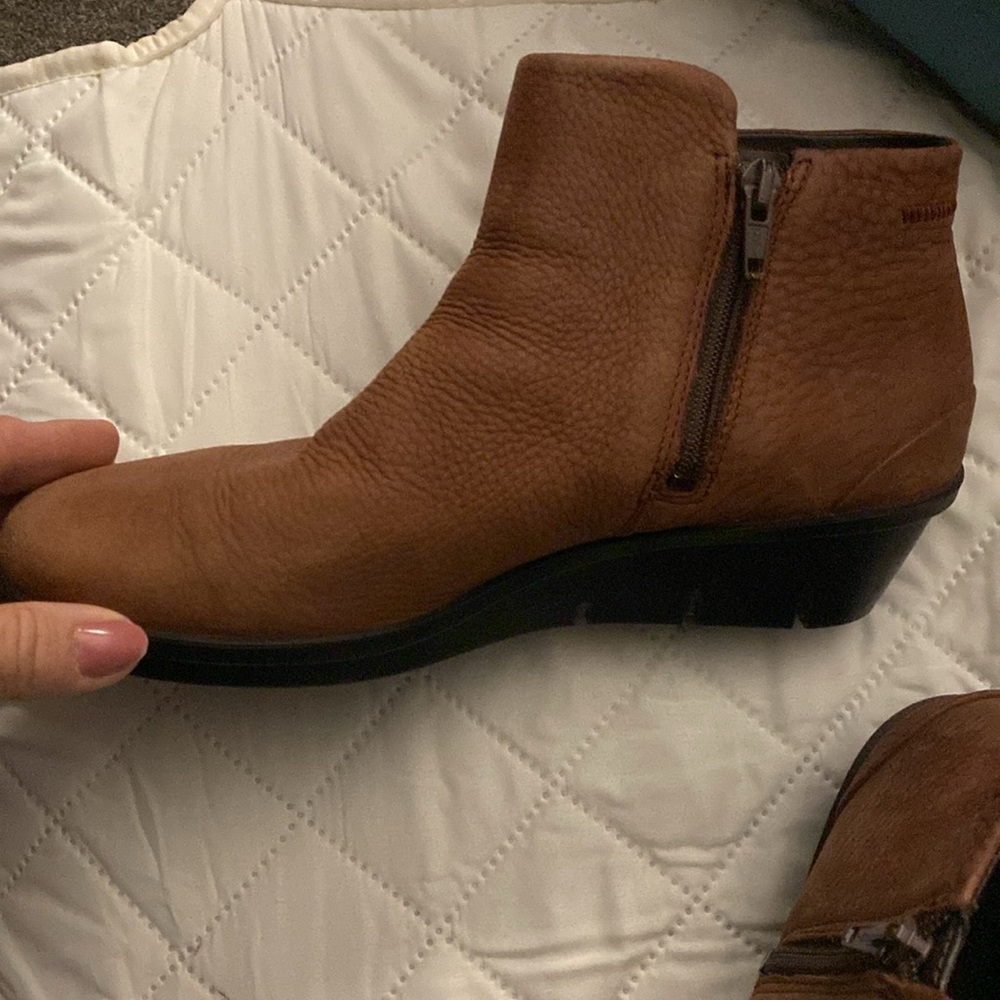 Ecco Ankle Boots View 3